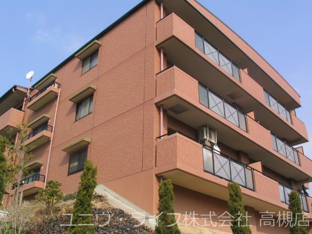 グランドリー高槻 外観