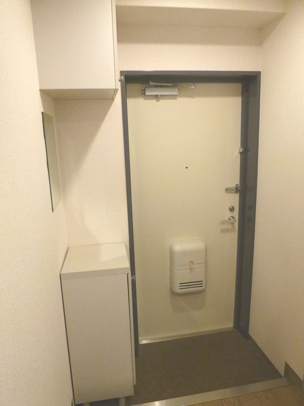 ソキウス山手町 玄関