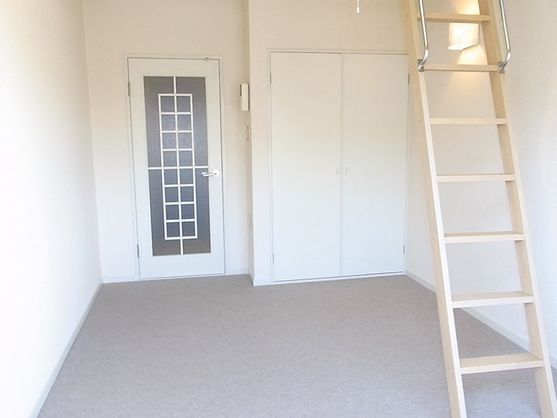 ビー・エスパース  ベッドルーム