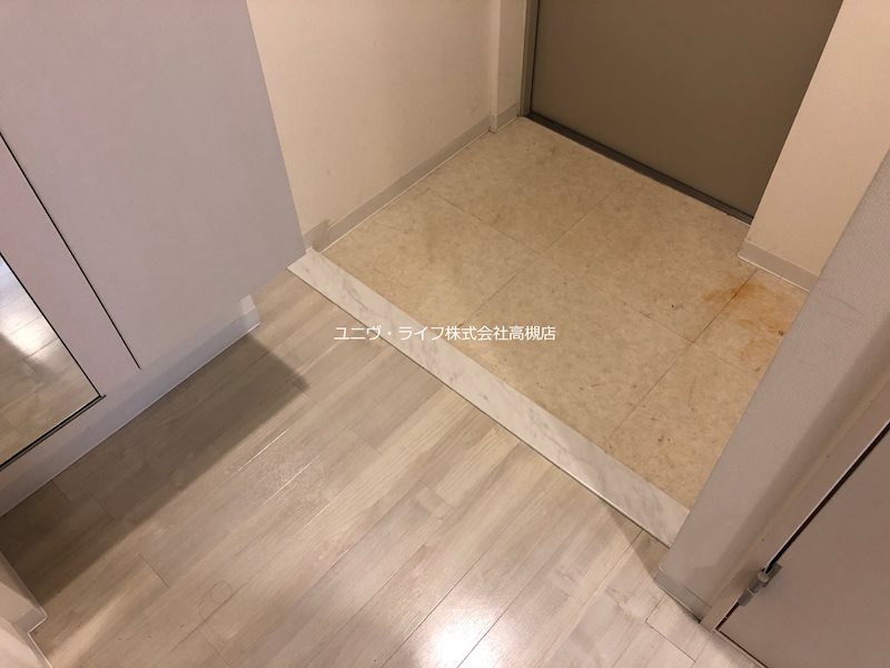 ヴィントルナート 玄関