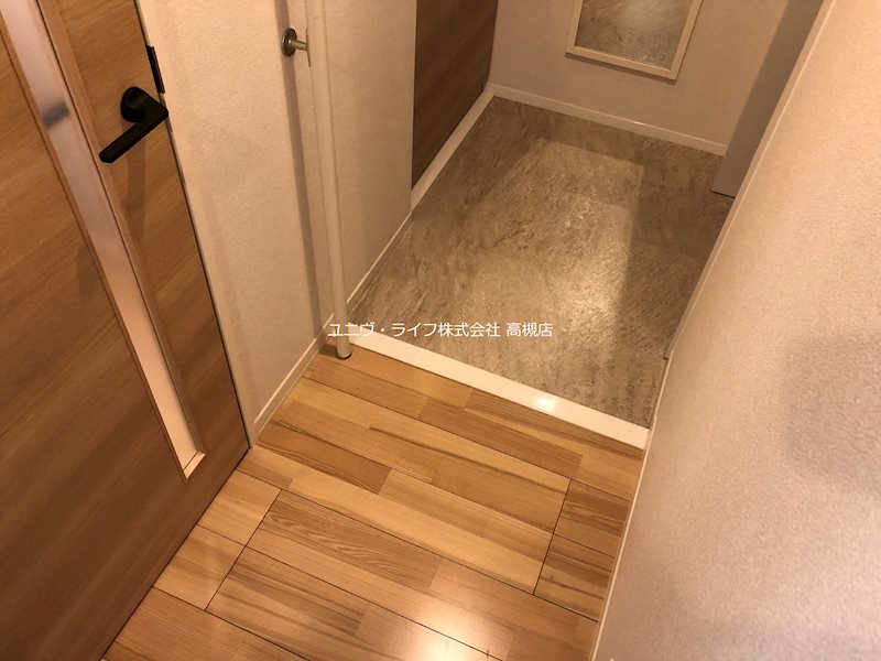 AMA WEST（安満ウエスト） 玄関