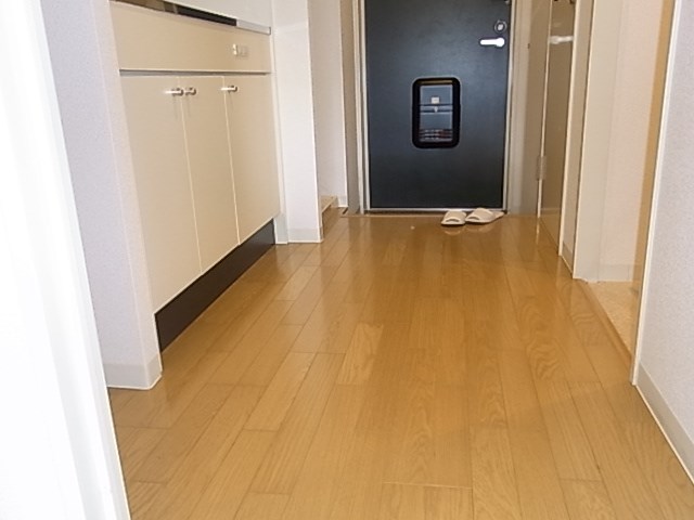 ブラオ高槻  リビング