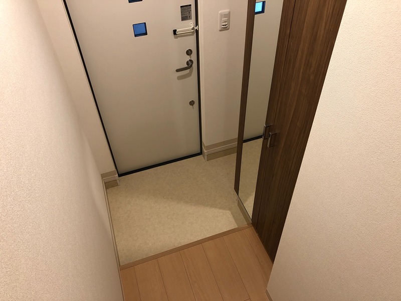 グランヴェルデ高槻 玄関