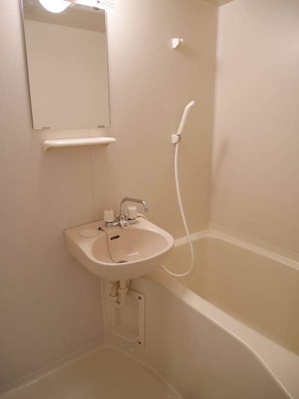 泉町ロイヤルハイツＣ棟 風呂画像