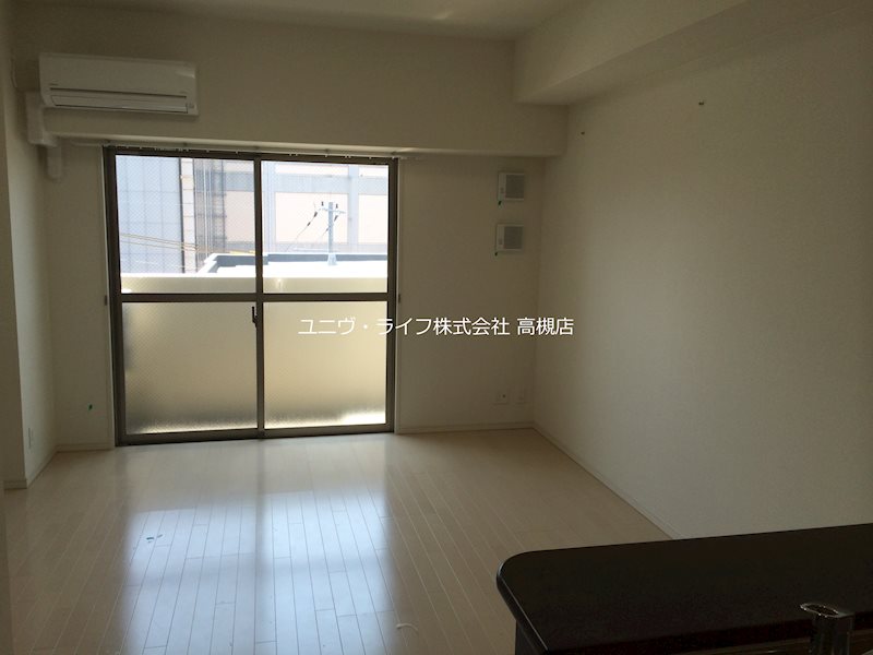 ラフィーエ高槻 リビング