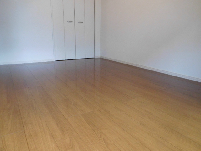 ウエストアマ ベッドルーム