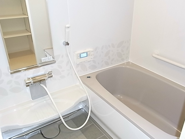 ラ・エスペランサ山手    風呂画像