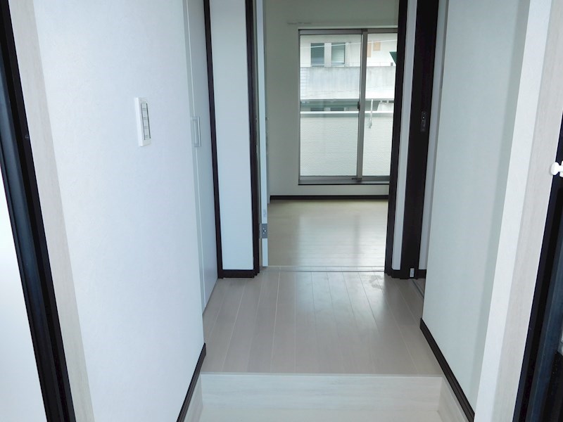 プルミエ京口 玄関