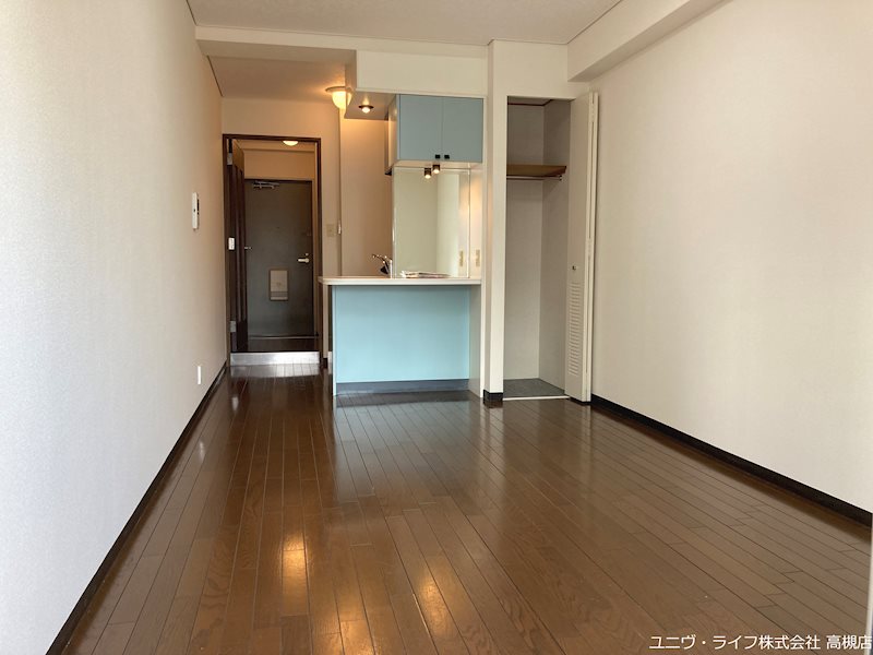 ロイヤル高槻 リビング