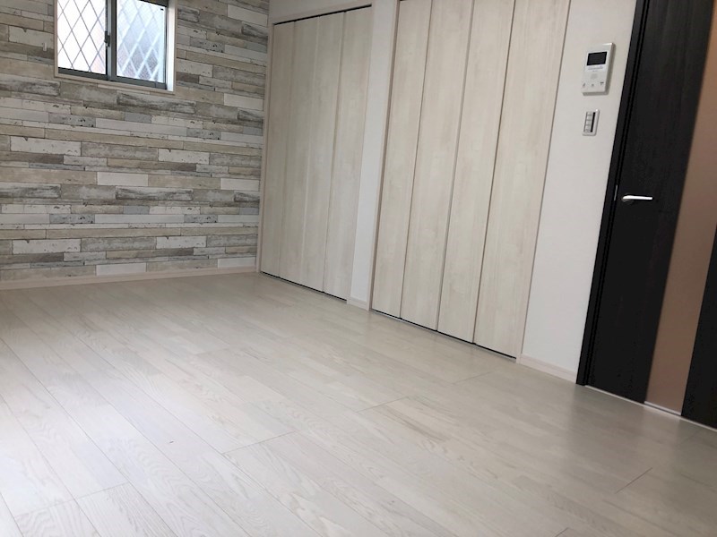 KTIレジデンス摂津富田 リビング