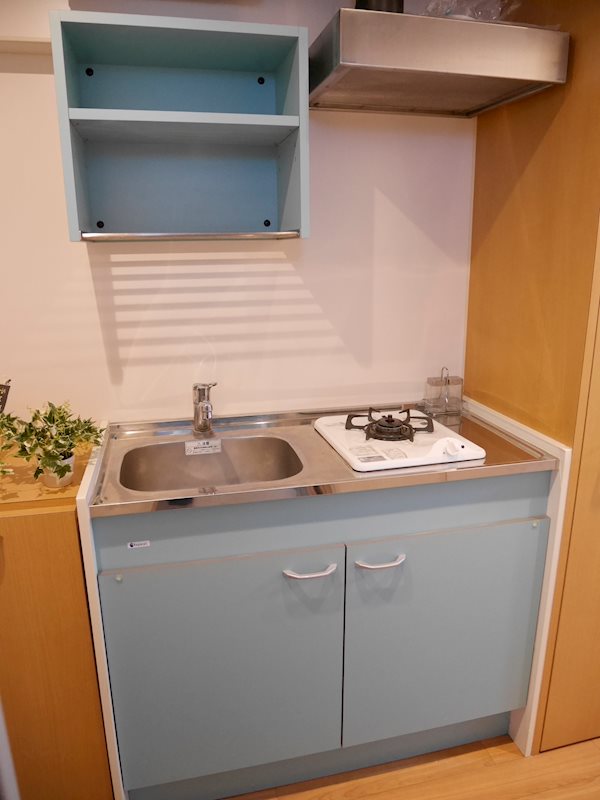 ロイヤルクイーンズパーク関大前（旧ヒルサイド横山） リビング