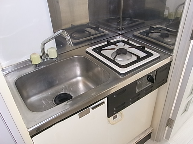 222番館 キッチン
