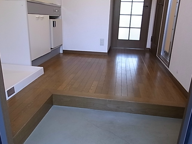 グレースメゾン本町 玄関