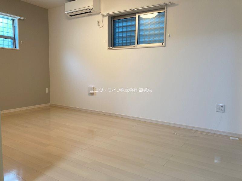 チャルテ高槻富田B棟 ベッドルーム