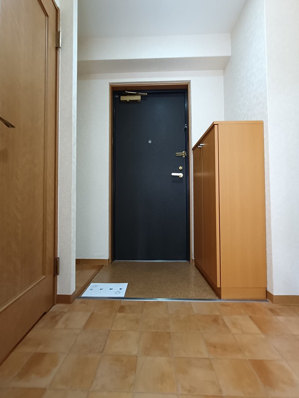 MESSAGE関大前 玄関