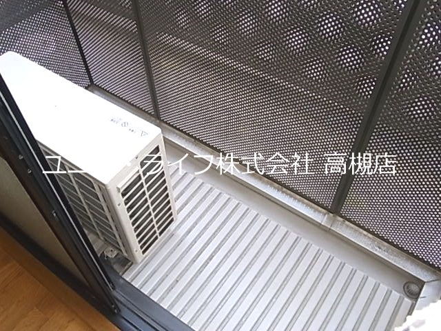 ヤーデンハウス ベランダ