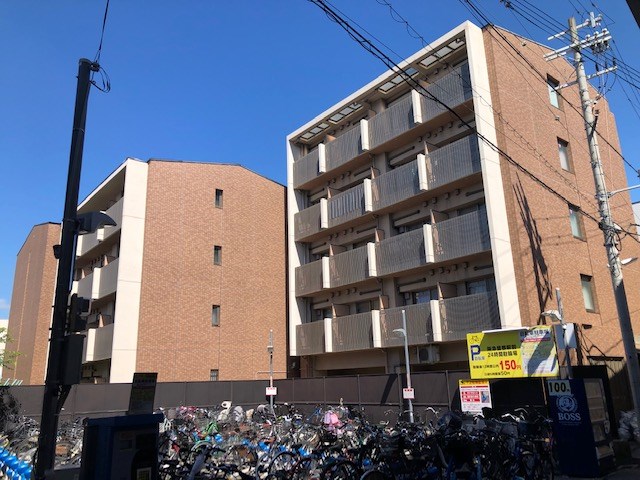 フロン・ツォーネ 106(Bタイプ)号室 外観