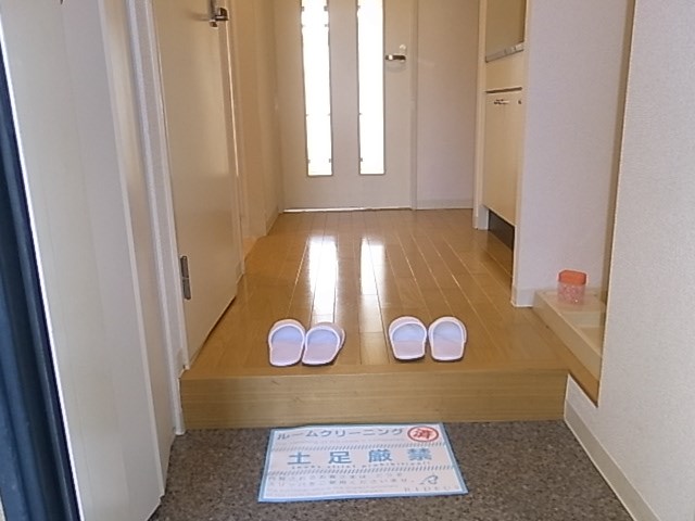 ブラオ高槻  玄関