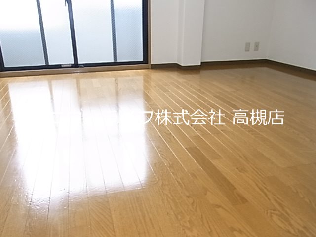 クラージュ高槻 ベッドルーム