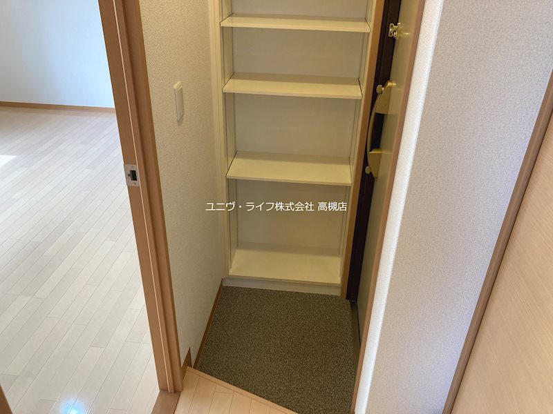 高槻ハイム   玄関