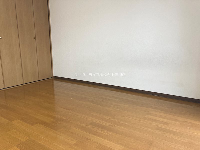 クラージュ高槻 ベッドルーム