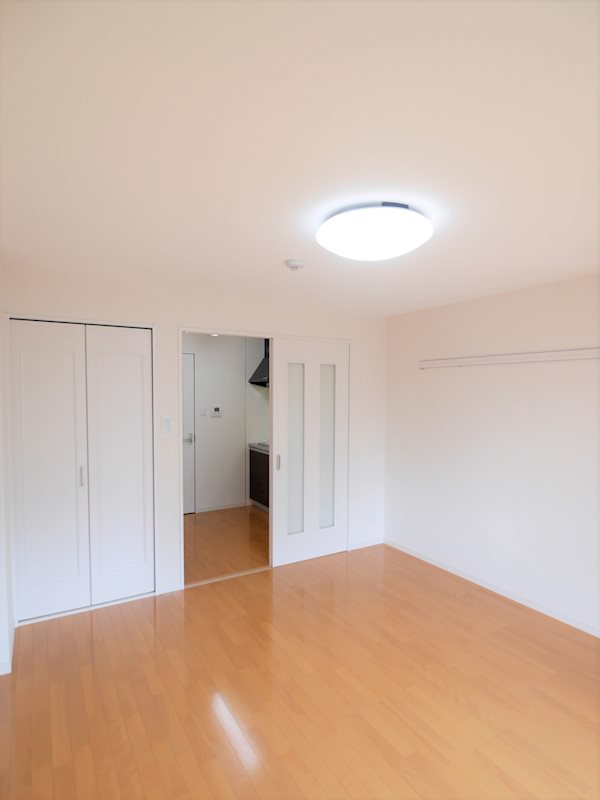 千里山サンライズ ベッドルーム