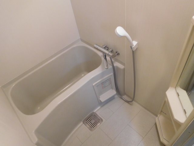 ラ・メール   風呂画像