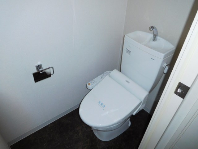 CASA MIA（カーサミーア） トイレ