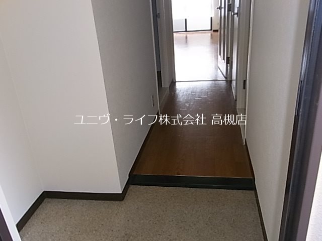 ソシアルミエール 玄関