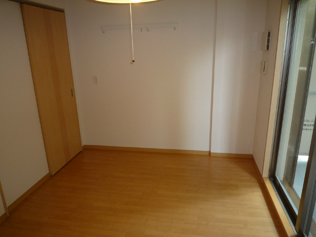 グランベージュ大手町 ベッドルーム