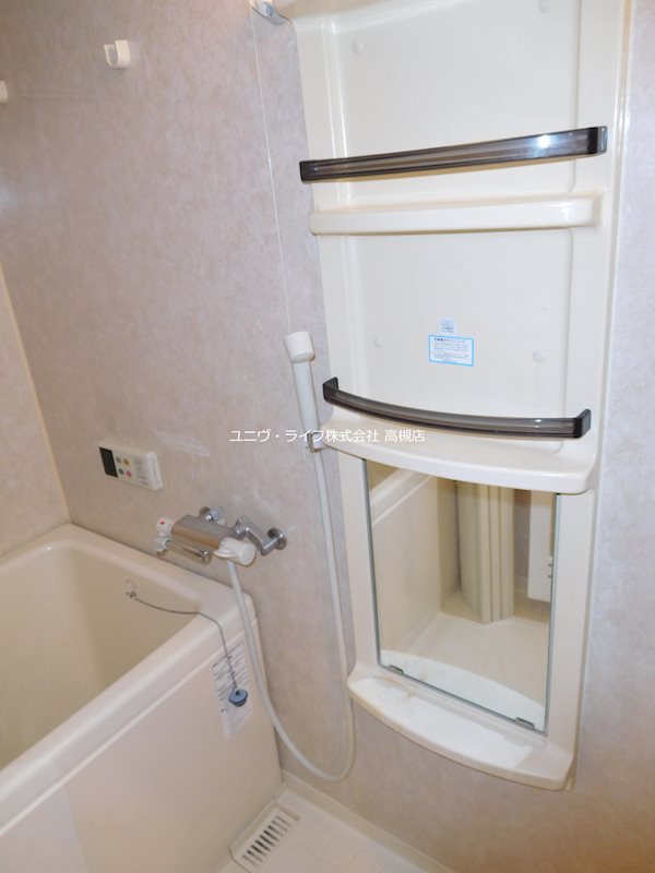 ラ・カステル・メウ 風呂画像