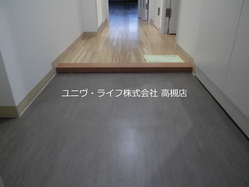 アルフォルスエム 玄関