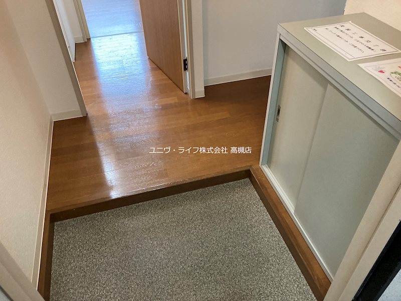 北清水マンション 玄関