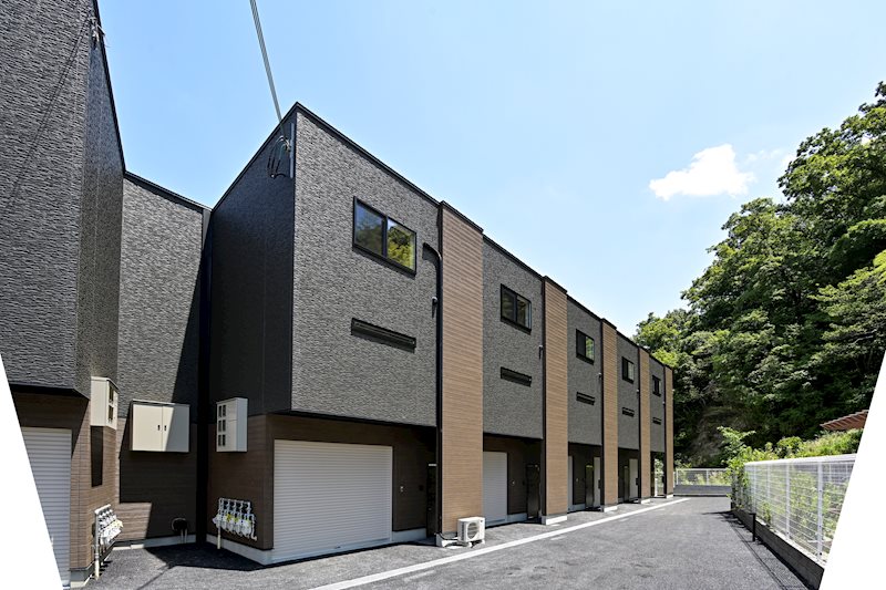 【ガレージハウス】&Space茨木（アンドスペース茨木） 8号室 外観