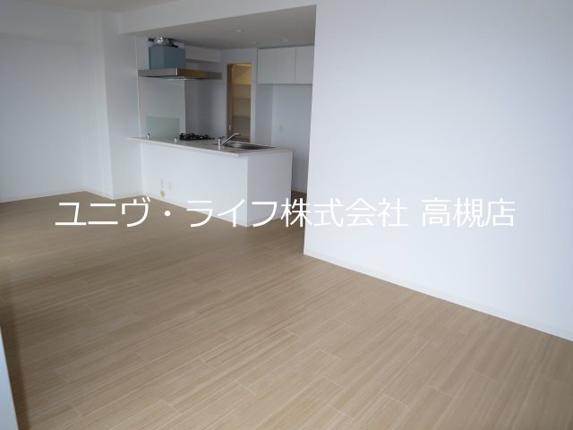 LIBRA TAKATSUKI（リブラ高槻） リビング