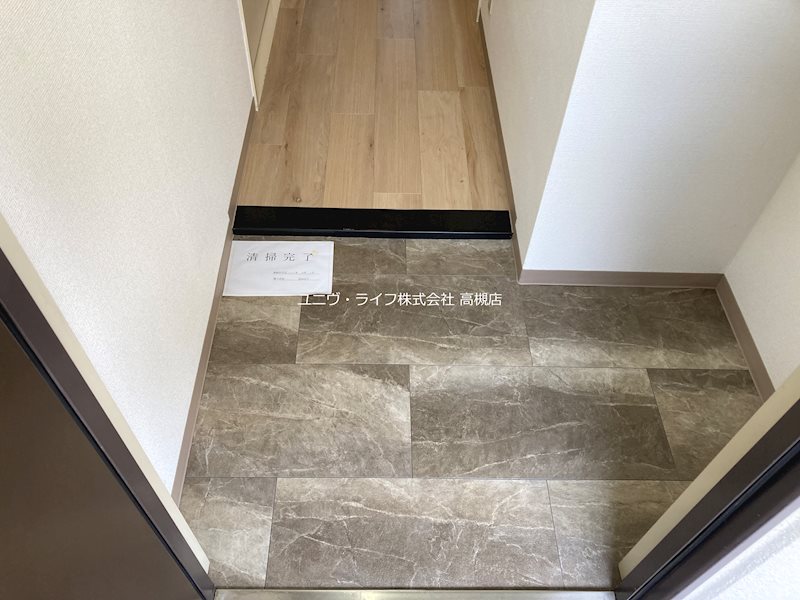 ソシアルミエール 玄関