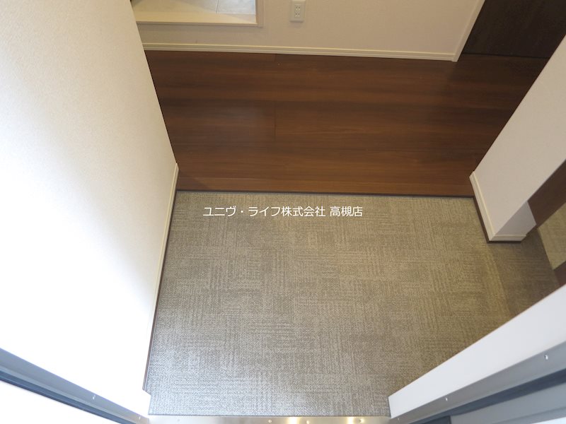 プランドール宏都Ｂ棟 玄関