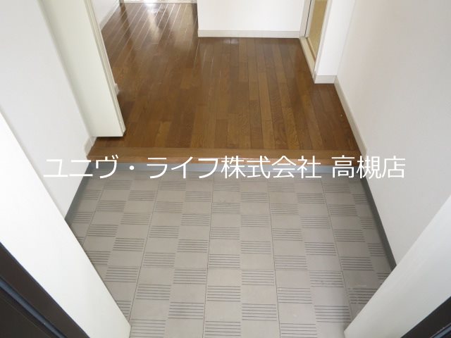 ルガーデニア 玄関