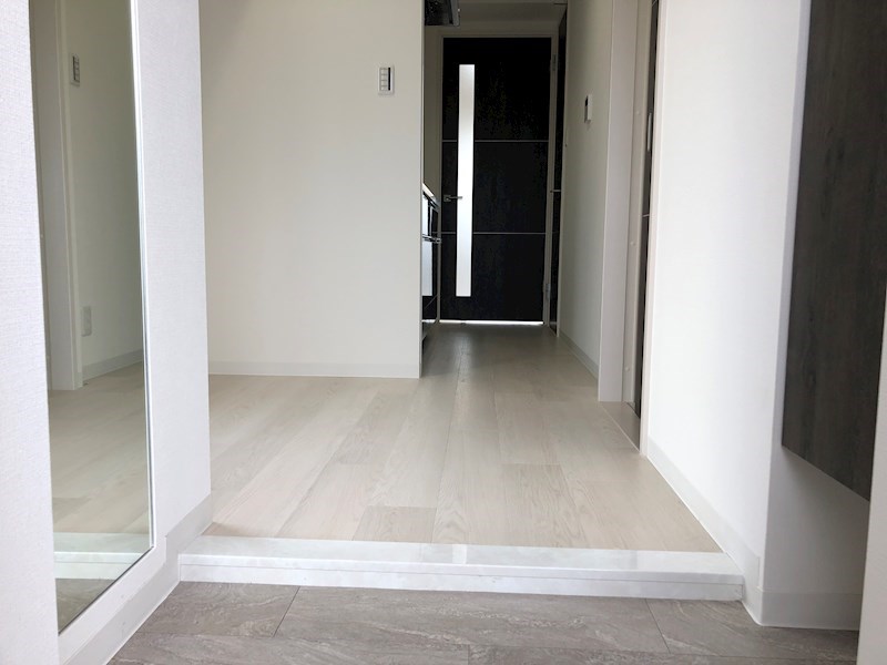 ImpRex3号館 玄関