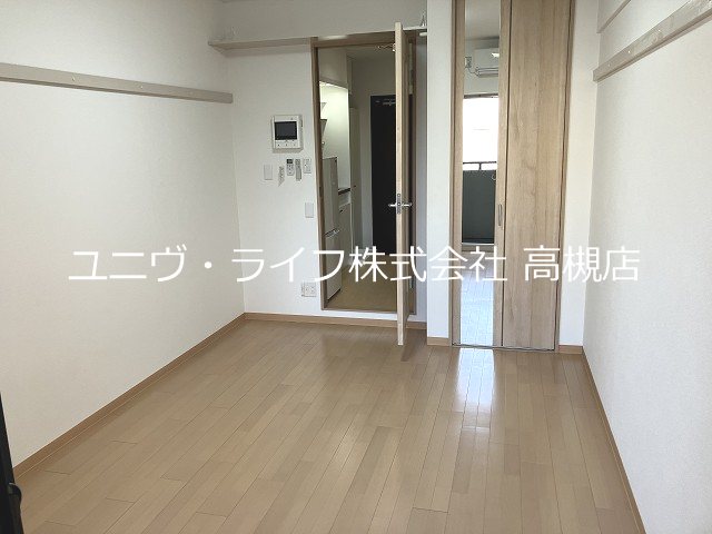 ウェルシーコート高槻 ベッドルーム