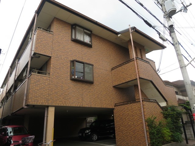 ビアンヌール川西 307号室 外観