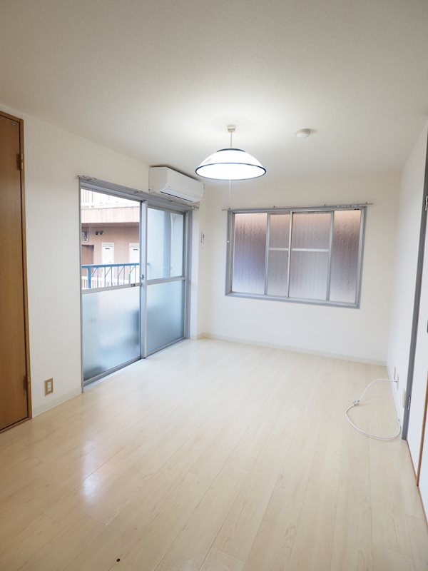 ソレイユ関大前 キッチン