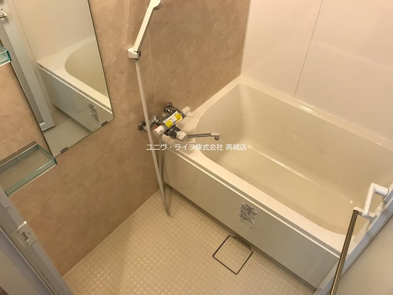 ラフィーエ高槻 風呂画像