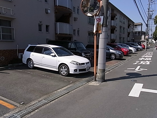 村田石コーポ  駐車場