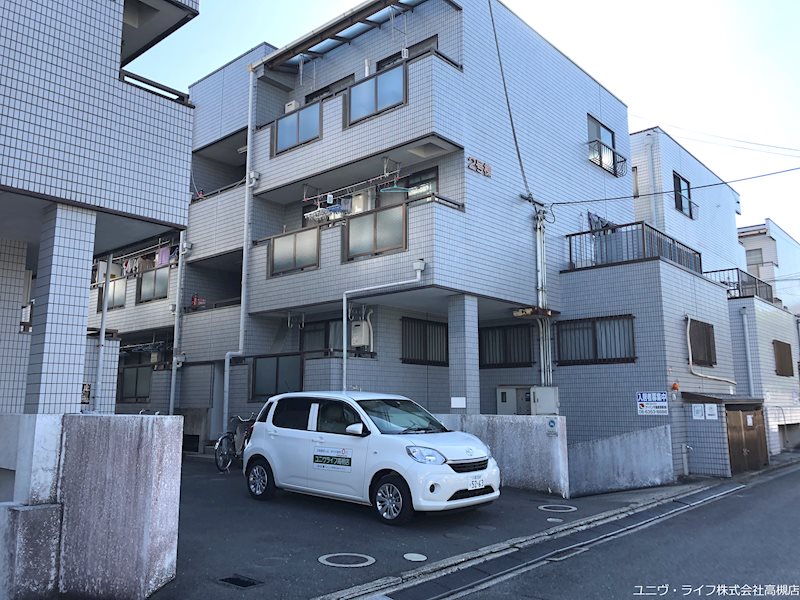郡家シャトルマンション1号棟 外観
