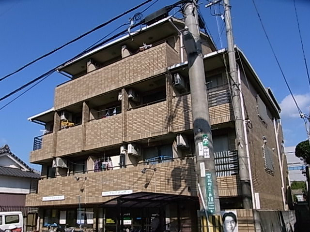 芥川ロイヤルマンション 外観