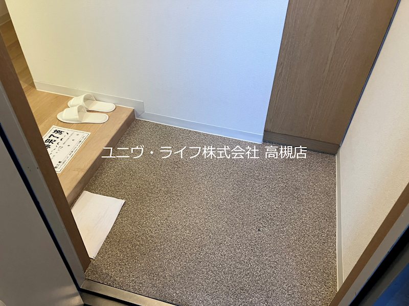 シャトーグランデイノウエ 玄関