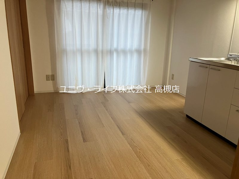 シャトーグランデイノウエ リビング