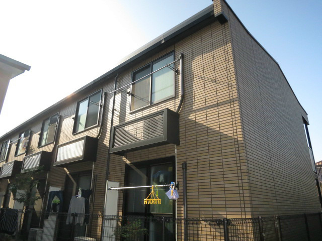 ピア高槻 201号室 外観