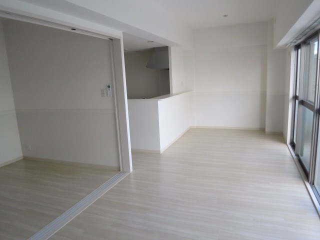 ネオコート上土室 リビング